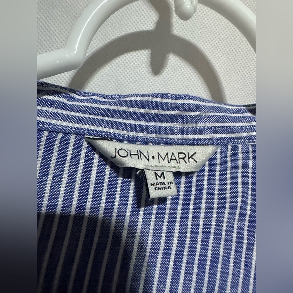 John Mark Shirt Women’s M Blue White Striped 100% Linen Button Down Roll Tab - Picture 3 of 6